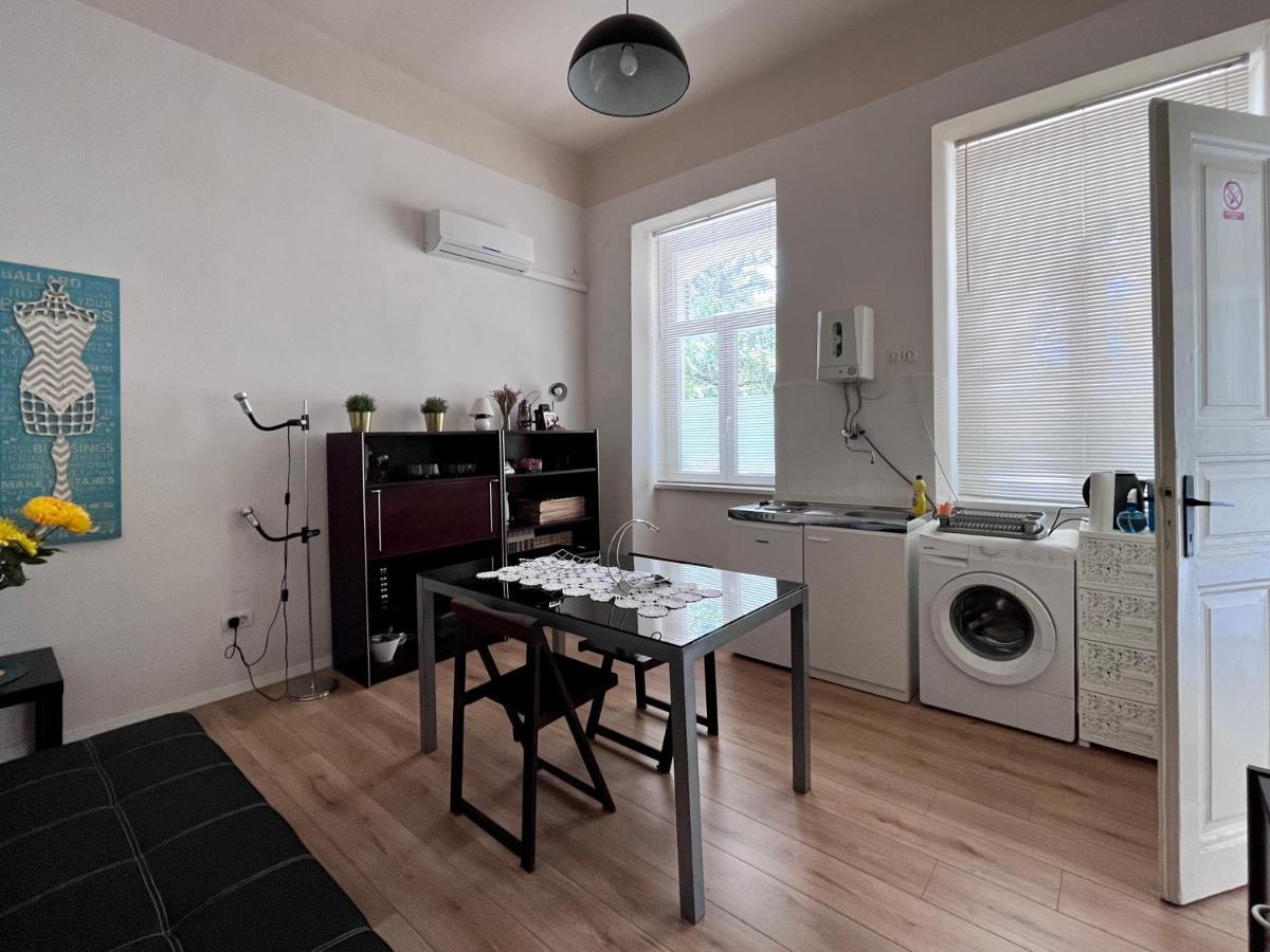 Apartment Platana Риека Экстерьер фото