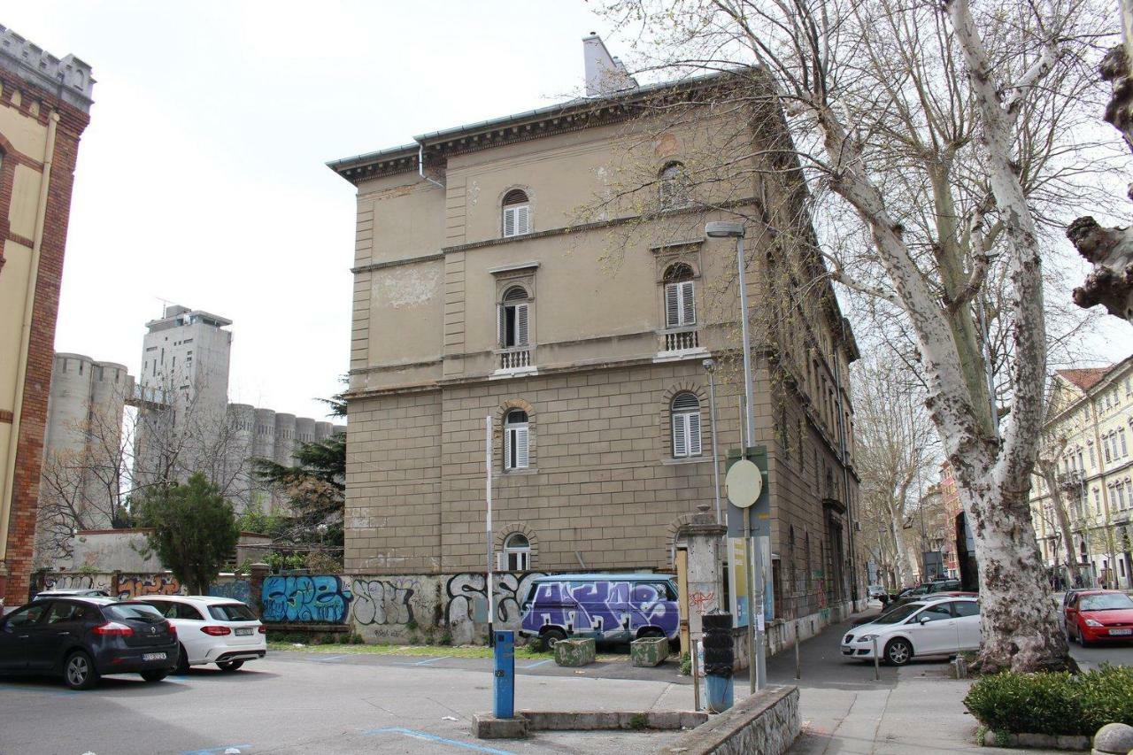 Apartment Platana Риека Экстерьер фото